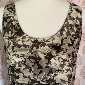 Kenneth Cole NY floral abstract silky top M